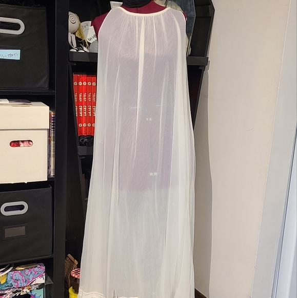 Vtg. 60's Ghostly Sheer Gown & Robe Set - Picture 7 of 12